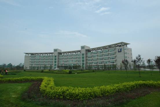 中科院成都光電研究所與成都奧邁科技簽訂去離子水機合作協(xié)議!